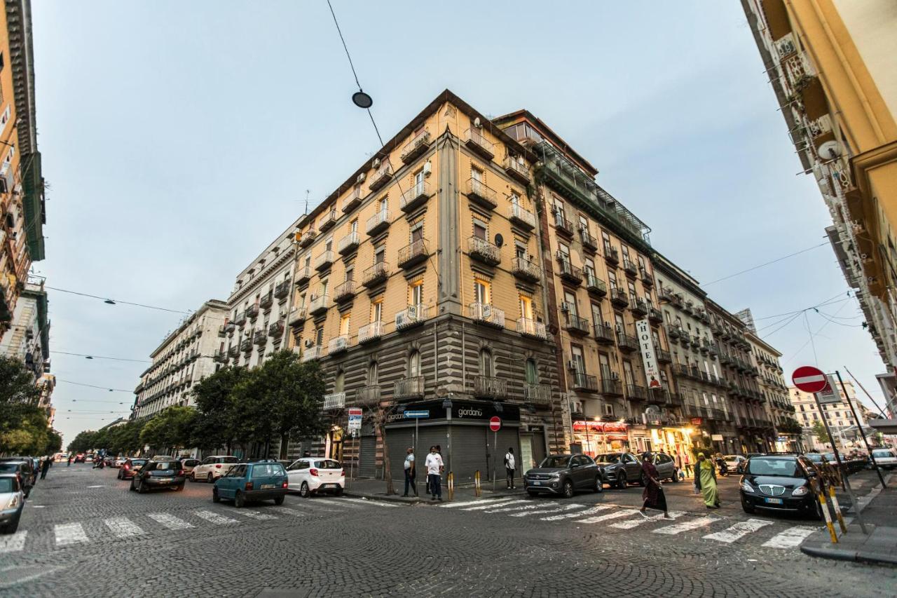 Morpheus Rooms Naples Extérieur photo